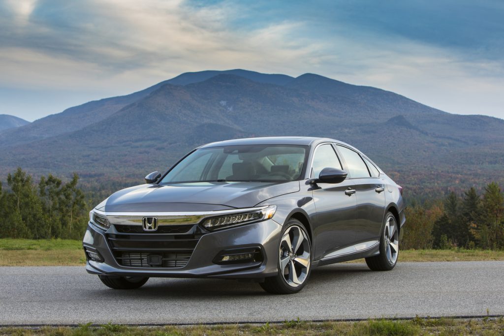 2018 Honda Accord Touring 2