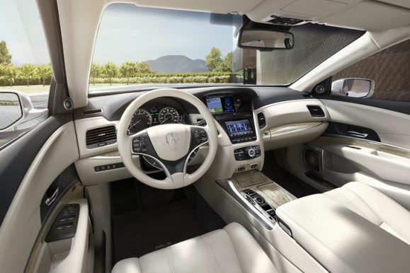 RLX18 006 579x386