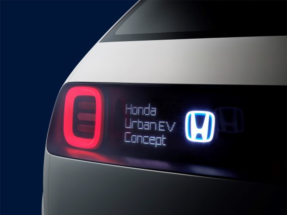 113875 Honda Urban EV Concept Unveiled At The Frankfurt Motor Show