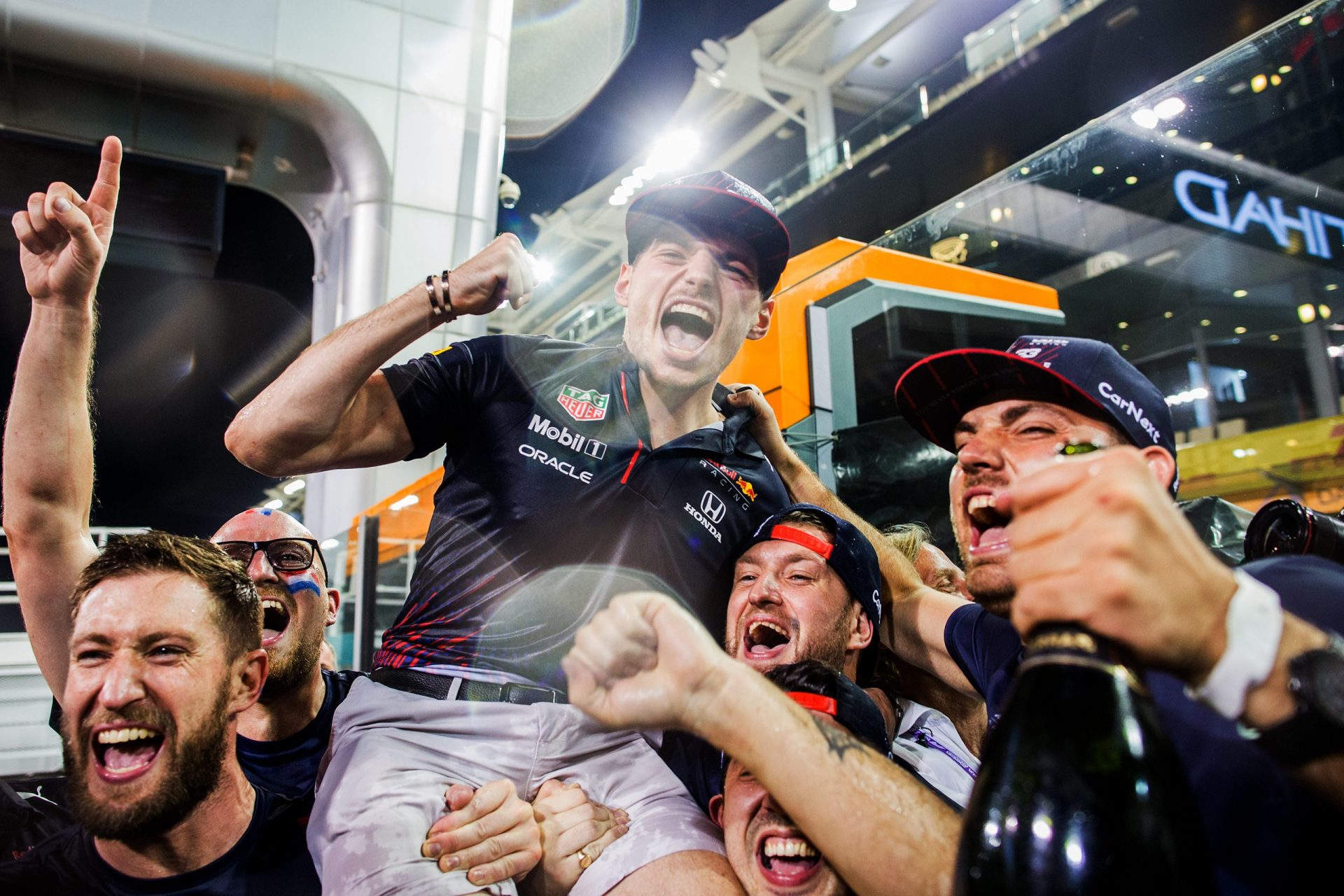 ABU DHABI, UNITED ARAB EMIRATES - DECEMBER 12: Max Verstappen of Red Bull Racing and The Netherlands celebrates becoming the 2021 Formula One World Champion during the F1 Grand Prix of Abu Dhabi at Yas Marina Circuit on December 12, 2021 in Abu Dhabi, United Arab Emirates. (Photo by Peter Fox/Getty Images) // Getty Images / Red Bull Content Pool  // SI202112120627 // Usage for editorial use only //