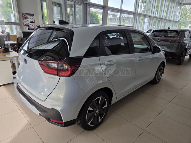 
								Honda Jazz 1.5 i-MMD Hybrid Advance eCVT full									