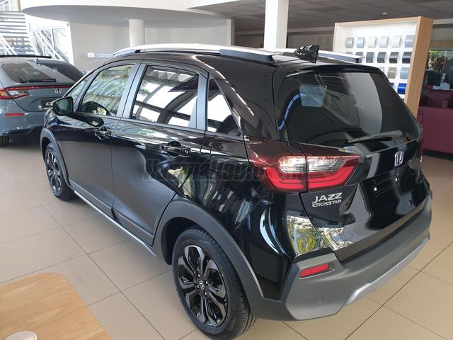 
								Honda Jazz 1.5 i-MMD Hybrid Crosstar eCVT full									